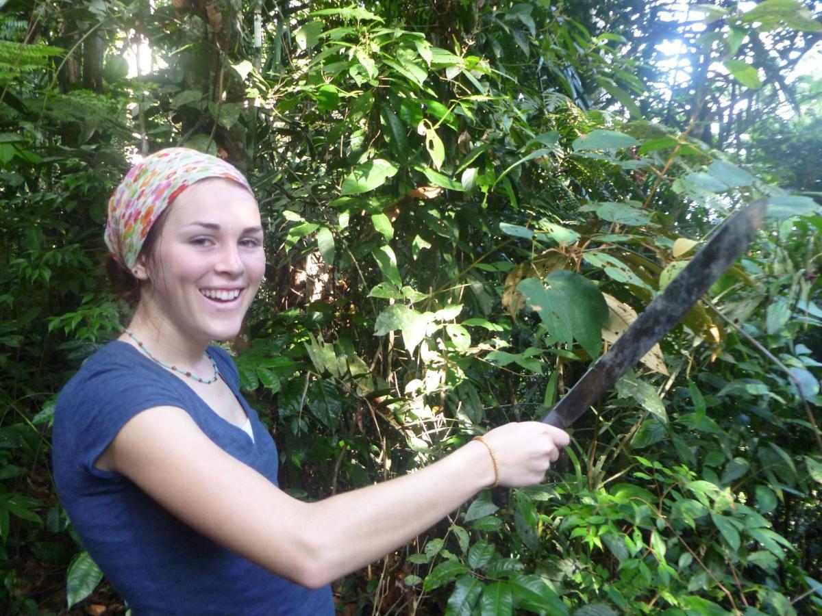 Grand Selva Lodge & Tours Тена Экстерьер фото