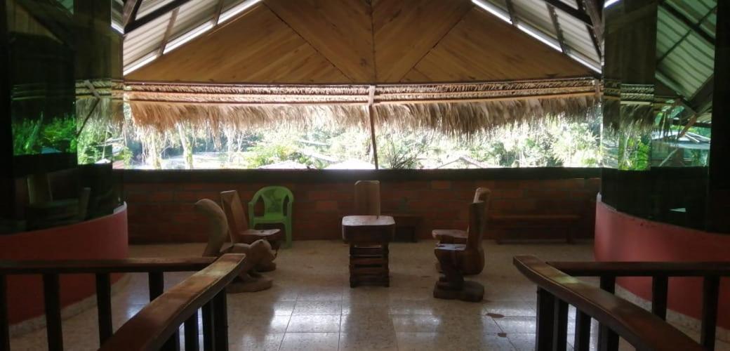 Grand Selva Lodge & Tours Тена Экстерьер фото