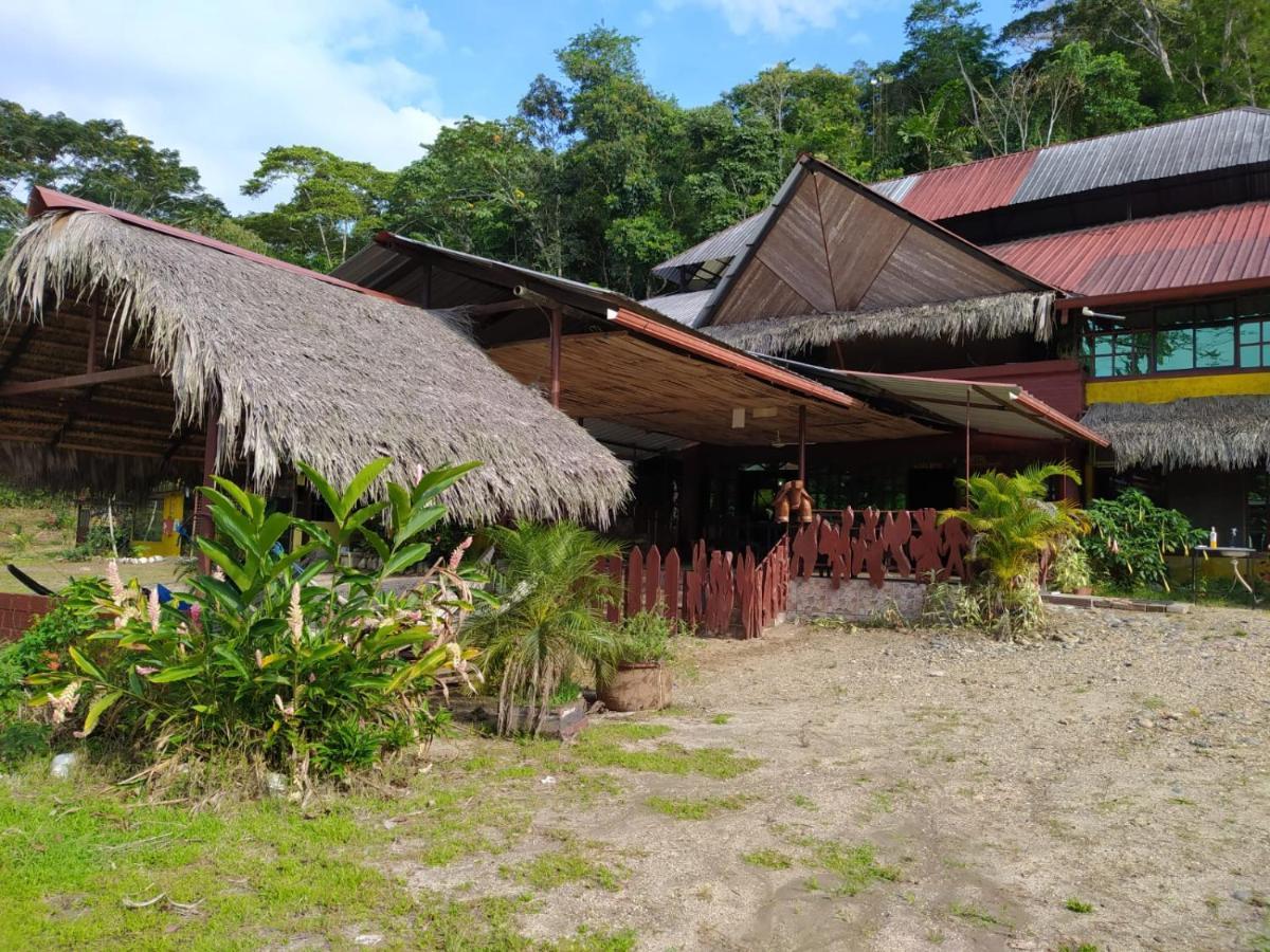 Grand Selva Lodge & Tours Тена Экстерьер фото