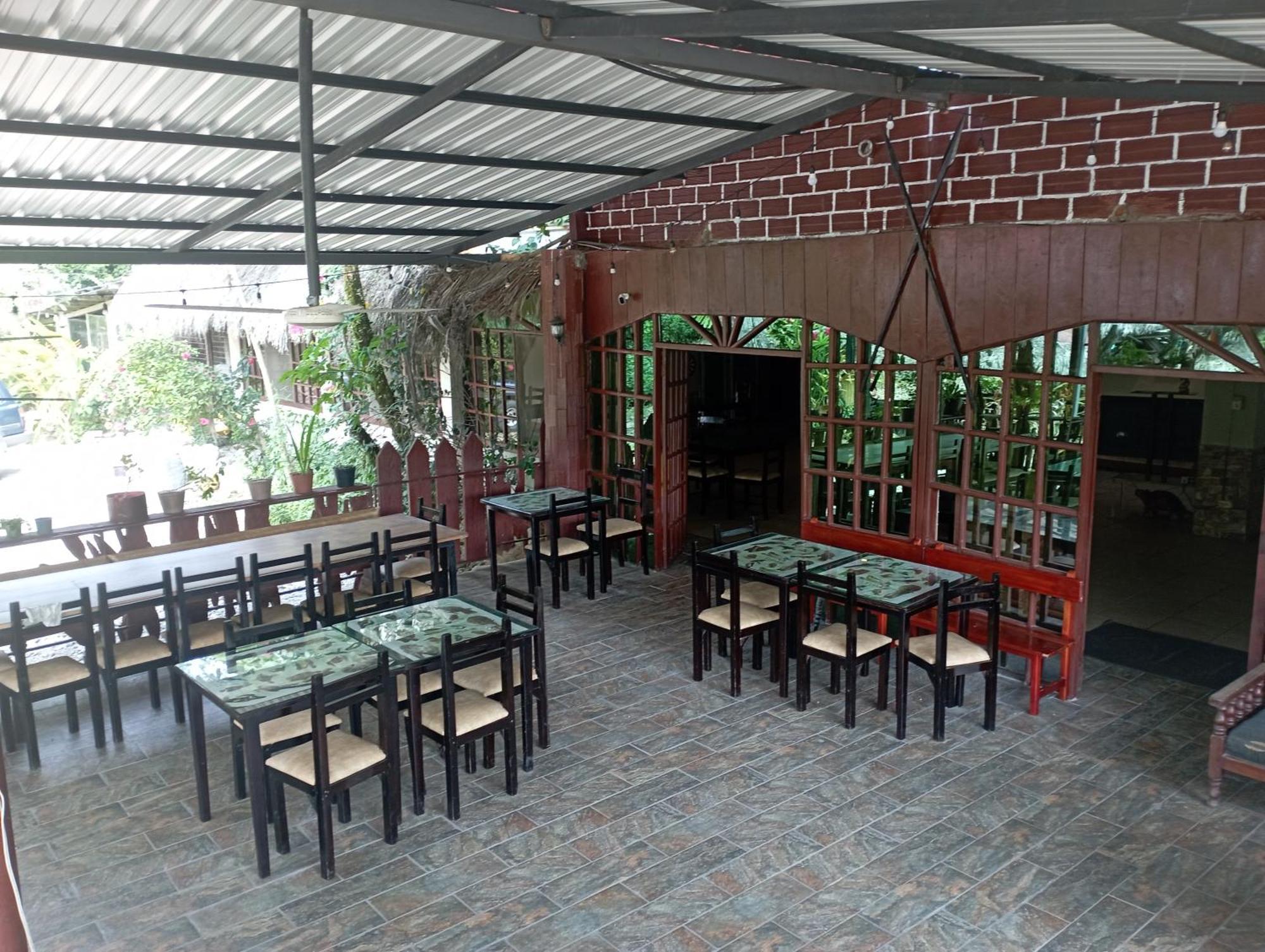 Grand Selva Lodge & Tours Тена Экстерьер фото