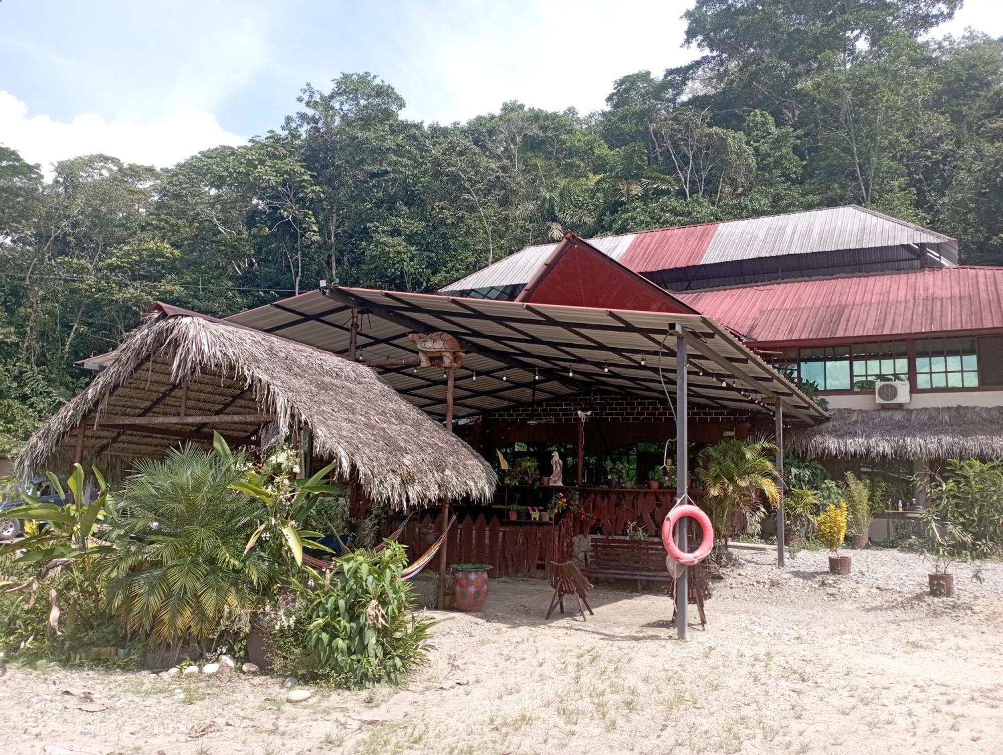 Grand Selva Lodge & Tours Тена Экстерьер фото