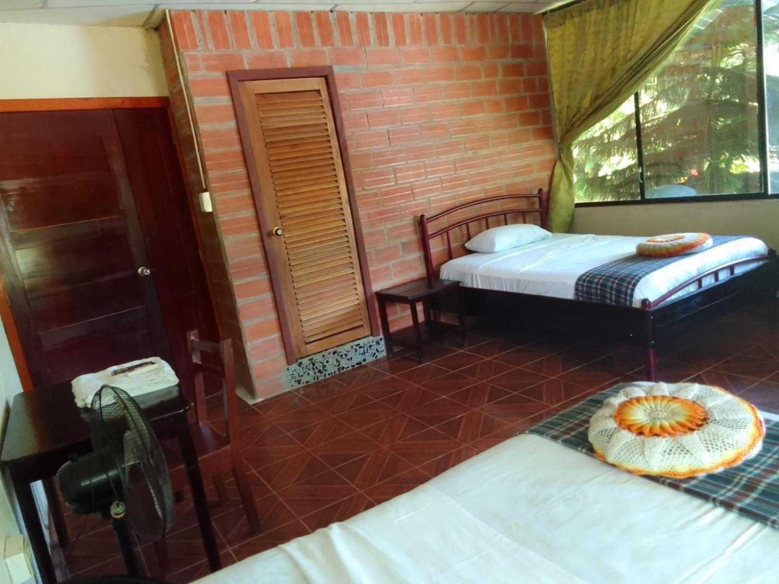 Grand Selva Lodge & Tours Тена Экстерьер фото